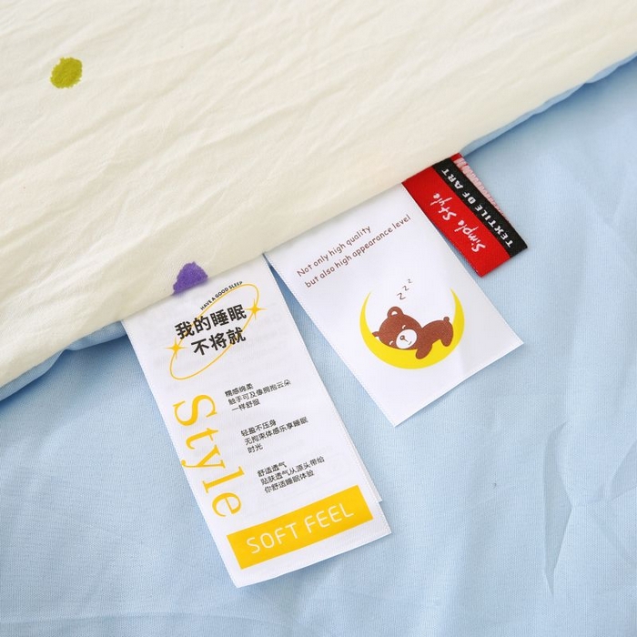 91家纺网 家纺一手货源 找家纺 梵克保罗 2025新款亲肤可爱毛巾绣夏被-场景二 复古小熊