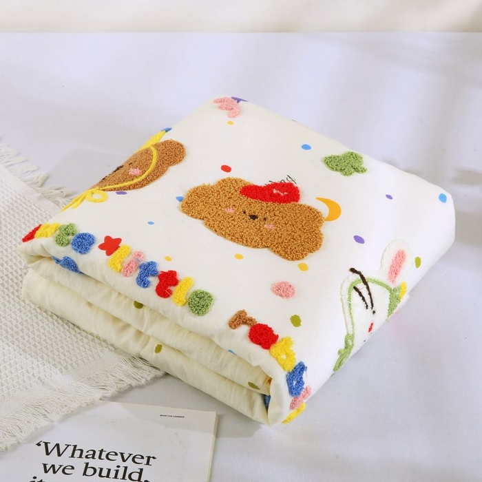 91家纺网 家纺一手货源 找家纺 梵克保罗 2025新款亲肤可爱毛巾绣夏被-场景二 萌趣混搭