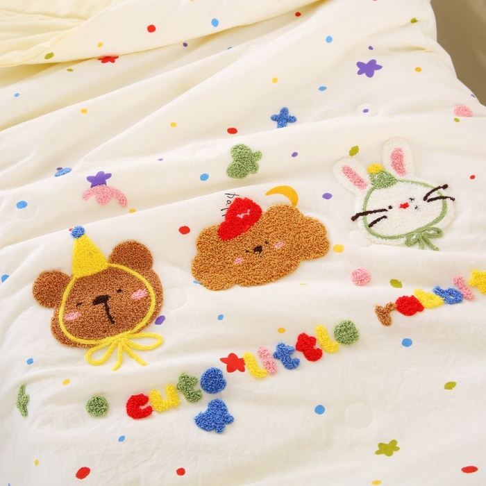 91家纺网 家纺一手货源 找家纺 梵克保罗 2025新款亲肤可爱毛巾绣夏被-场景二 萌趣混搭