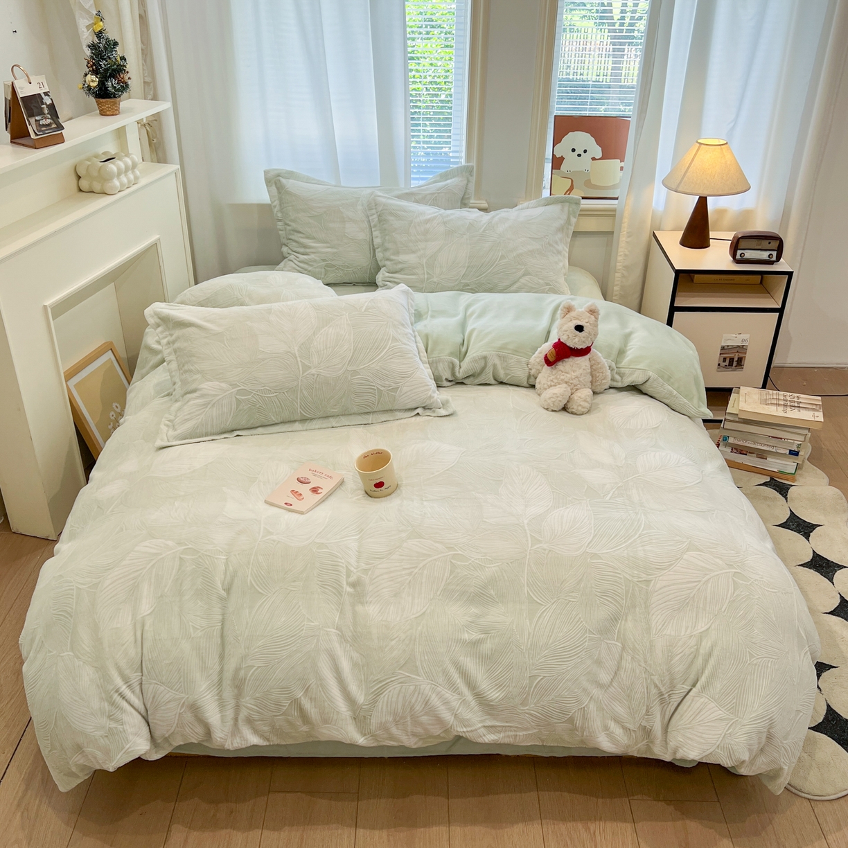 91家纺网 家纺一手货源 找家纺 慕尚家纺 2025新款双色立体雕花牛奶绒单被套 羽翼绿