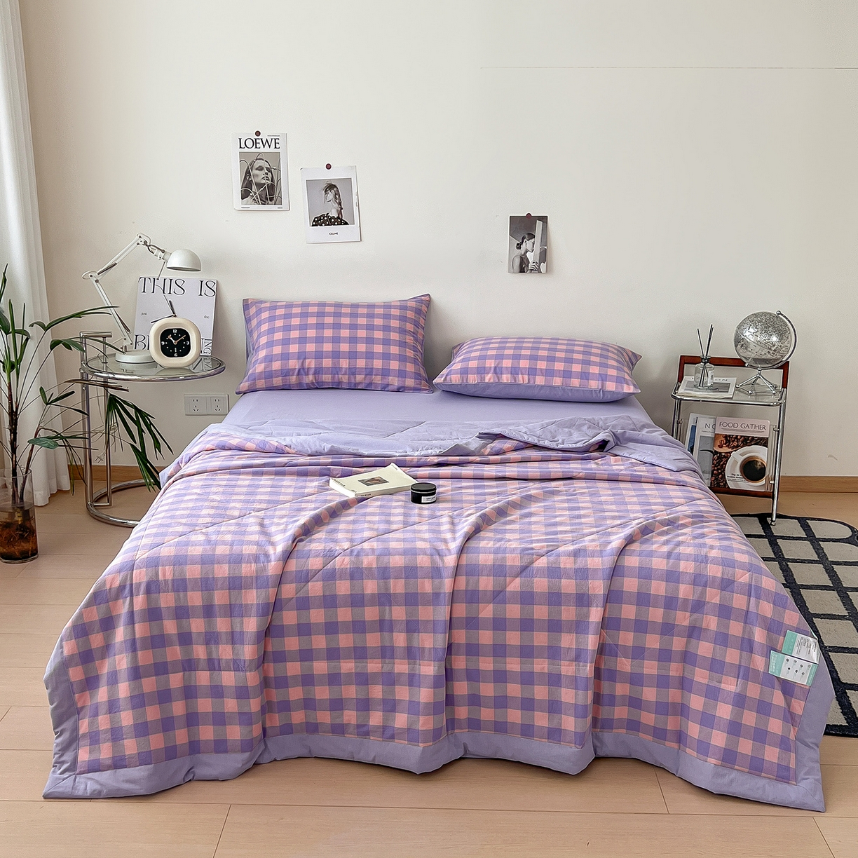 91家纺网 家纺一手货源 找家纺 梵克保罗 2025春夏新款10A抗菌无印风水洗棉夏被四件套 紫粉中格