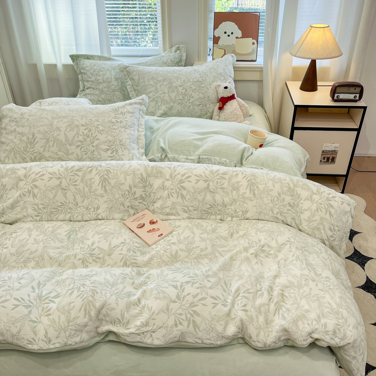 91家纺网 家纺一手货源 找家纺 慕尚家纺 2025新款双色立体雕花牛奶绒四件套 罗文绿