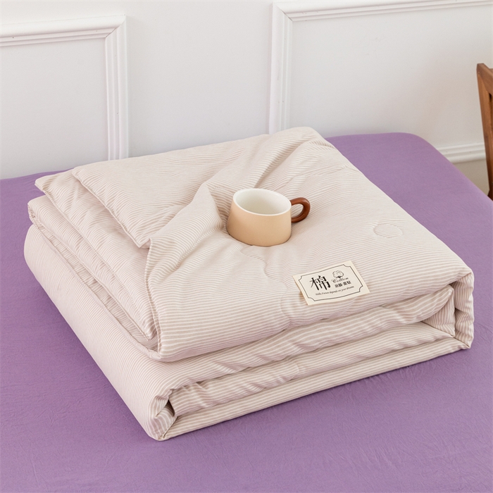 91家纺网 家纺一手货源 找家纺 梵克保罗 2025新款时尚简约条纹款夏被 条纹-卡其