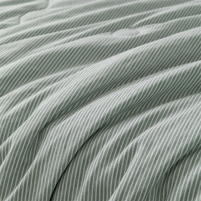 91家纺网 家纺一手货源 找家纺 梵克保罗 2025新款时尚简约条纹款夏被 条纹-石青