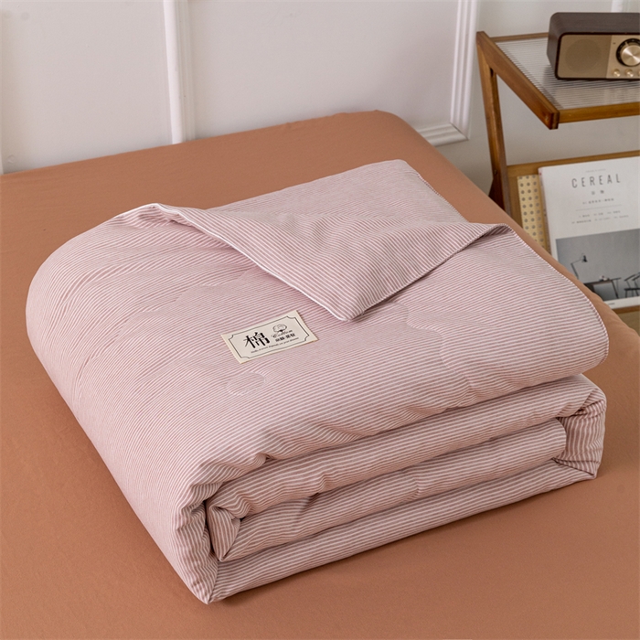 91家纺网 家纺一手货源 找家纺 梵克保罗 2025新款时尚简约条纹款夏被 条纹-豆咖