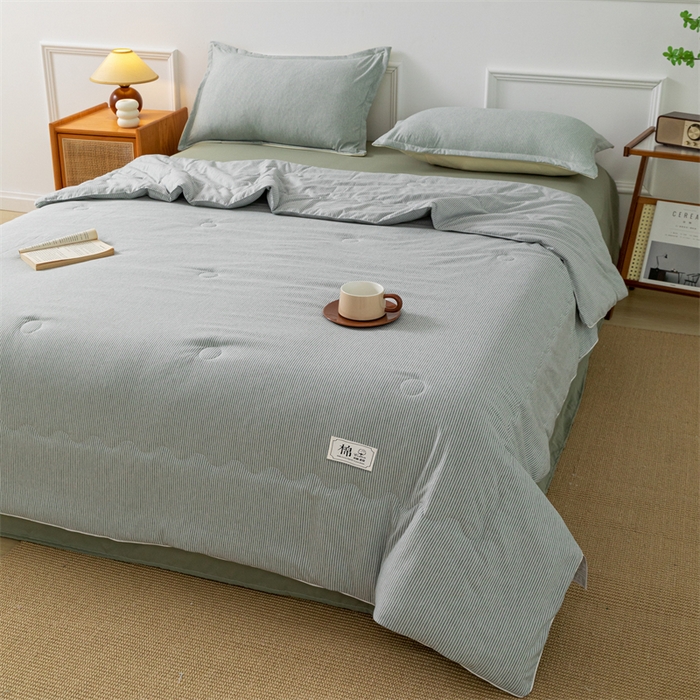 91家纺网 家纺一手货源 找家纺 梵克保罗 2025新款时尚简约条纹款夏被 条纹-石青