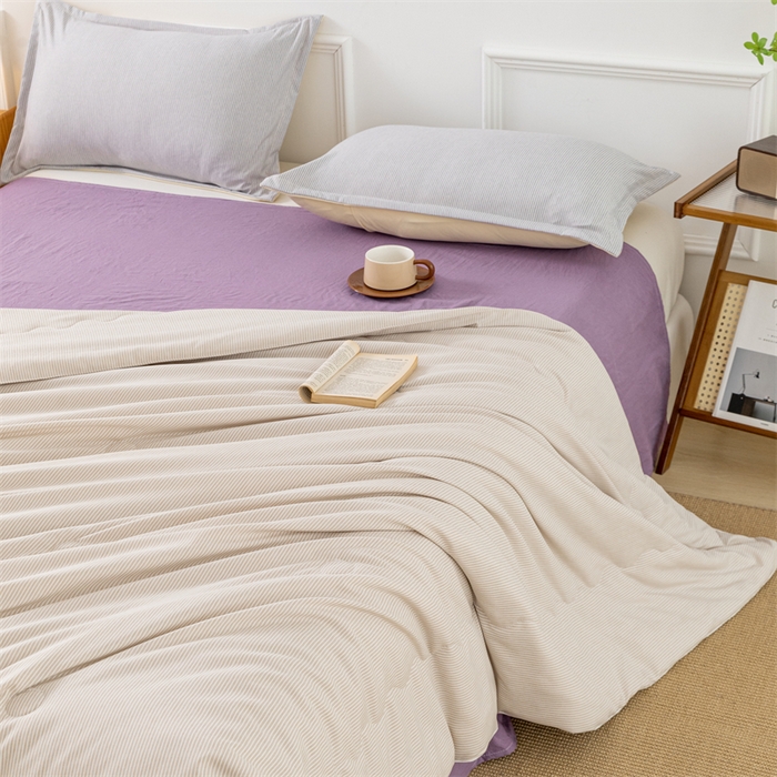 91家纺网 家纺一手货源 找家纺 梵克保罗 2025新款时尚简约条纹款夏被 条纹-卡其