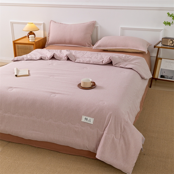 91家纺网 家纺一手货源 找家纺 梵克保罗 2025新款时尚简约条纹款夏被 条纹-豆咖