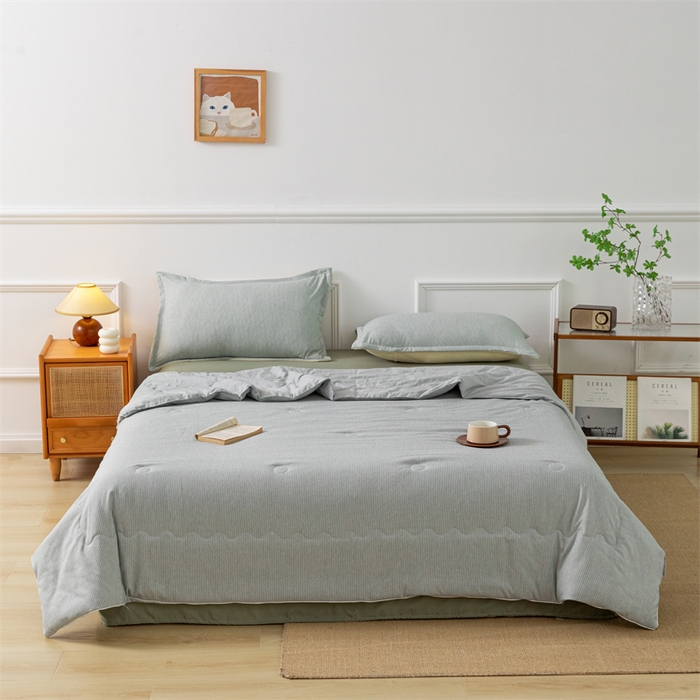 91家纺网 家纺一手货源 找家纺 梵克保罗 2025新款时尚简约条纹款夏被 条纹-石青