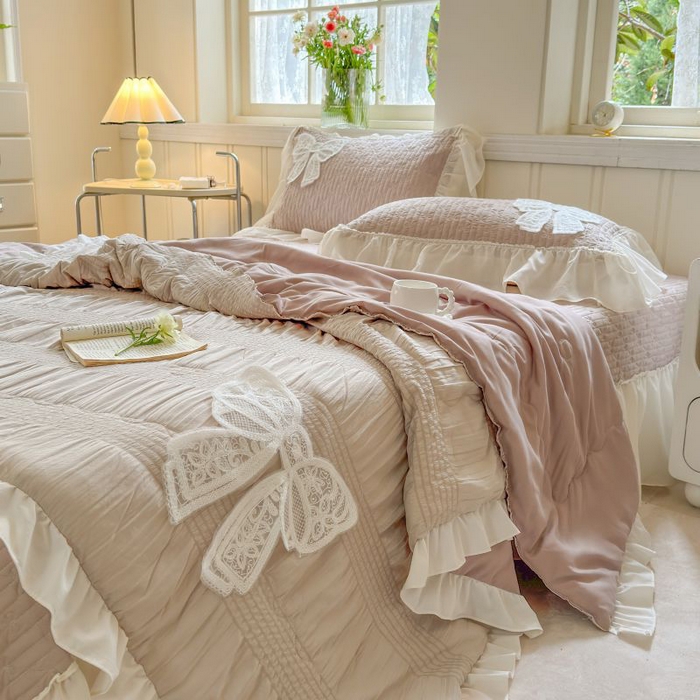 91家纺网 家纺一手货源 找家纺 梵克保罗 2025新款雪纺床盖夏被四件套 奶茶色