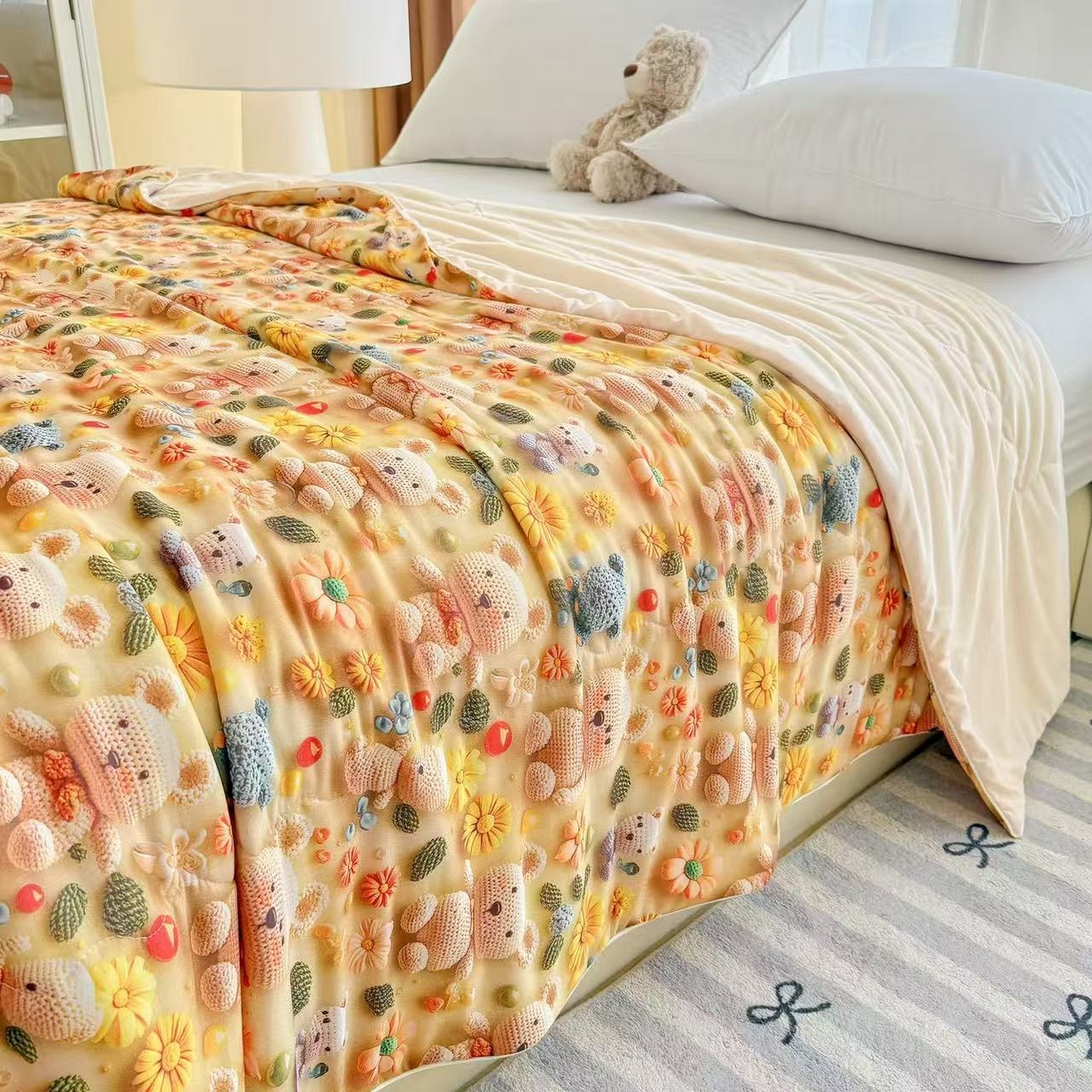 91家纺网 家纺一手货源 找家纺 梵克保罗 2025新款面料仿锦氨凉感5D数码浮雕夏被四件套量大可谈 5D毛线熊