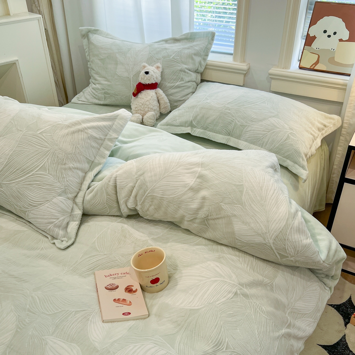 91家纺网 家纺一手货源 找家纺 慕尚家纺 2025新款双色立体雕花牛奶绒四件套 羽翼绿