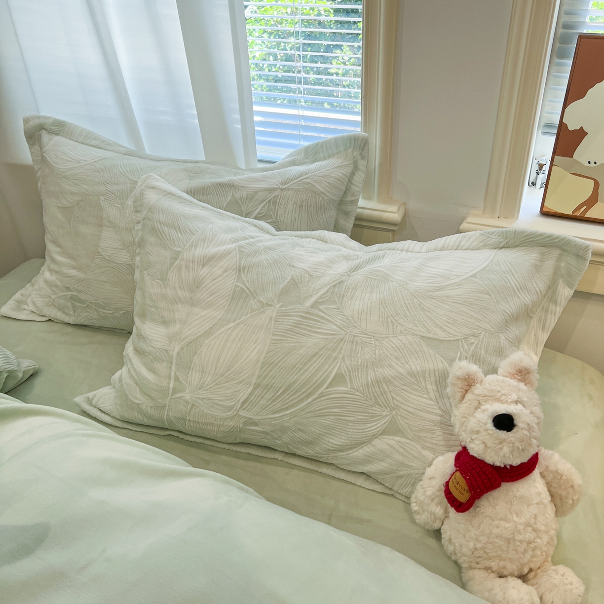 91家纺网 家纺一手货源 找家纺 慕尚家纺 2025新款双色立体雕花牛奶绒四件套 羽翼绿