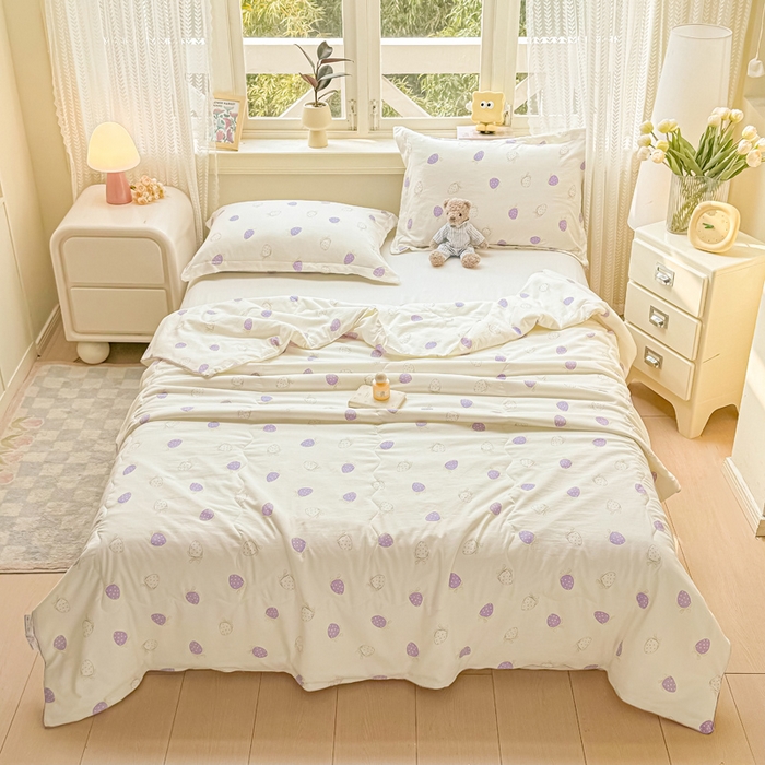 91家纺网 家纺一手货源 找家纺 梵克保罗 2025春夏新款优芙棉单夏被被子被芯 草莓