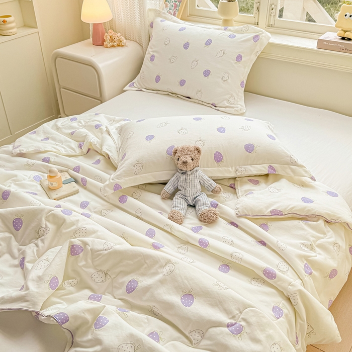 91家纺网 家纺一手货源 找家纺 梵克保罗 2025春夏新款优芙棉单夏被被子被芯 草莓