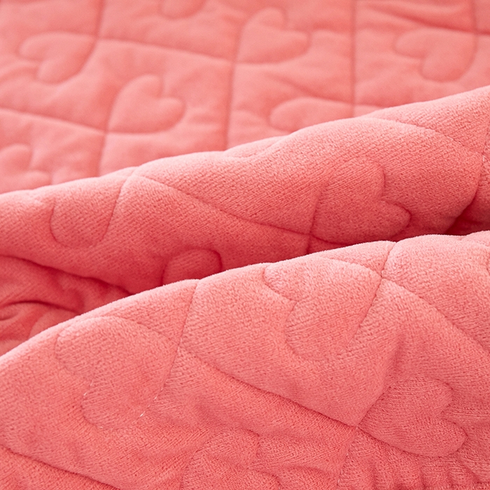 91家纺网 家纺一手货源 找家纺 （总）程百万家纺 2025新款素色婴儿绒蕾丝床盖牛奶绒加厚床盖