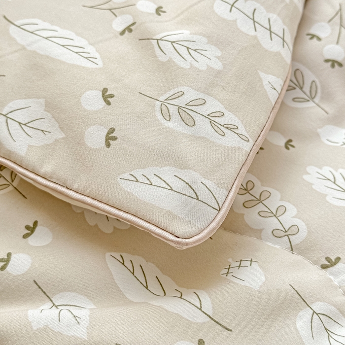 91家纺网 家纺一手货源 找家纺 梵克保罗 2025春夏新款优芙棉单夏被被子被芯 叶语