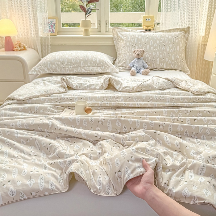 91家纺网 家纺一手货源 找家纺 梵克保罗 2025春夏新款优芙棉单夏被被子被芯 叶语