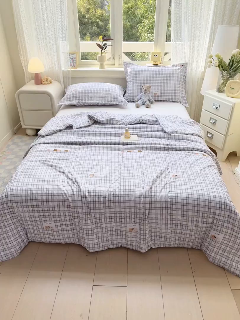 91家纺网 家纺一手货源 找家纺 梵克保罗 2025春夏新款优芙棉单夏被被子被芯 格子熊