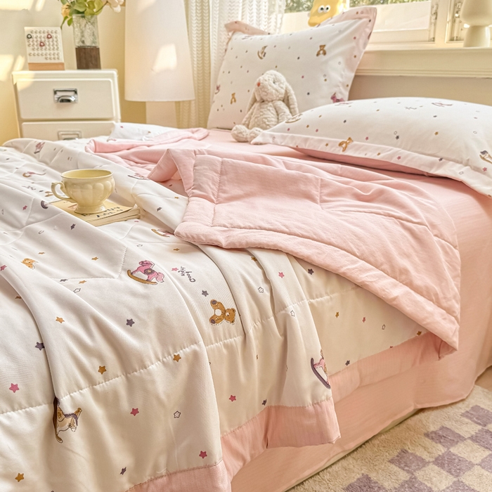 91家纺网 家纺一手货源 找家纺 梵克保罗 2025新款印花单夏被被子被芯夏被四件套 调皮小马