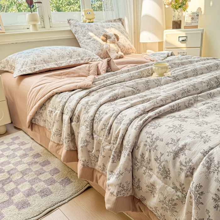 91家纺网 家纺一手货源 找家纺 梵克保罗 2025新款印花单夏被被子被芯夏被四件套 花满天