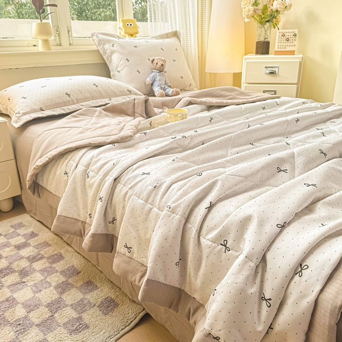 91家纺网 家纺一手货源 找家纺 梵克保罗 2025新款印花单夏被被子被芯夏被四件套 幸运蝴蝶结