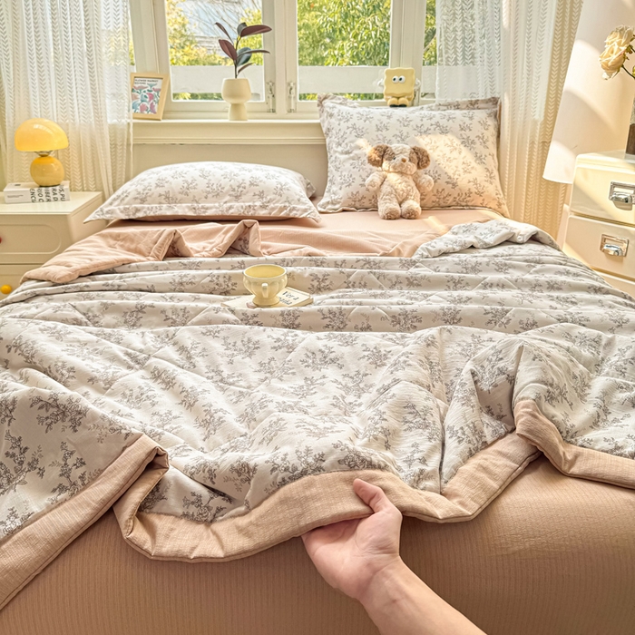 91家纺网 家纺一手货源 找家纺 梵克保罗 2025新款印花单夏被被子被芯夏被四件套 花满天