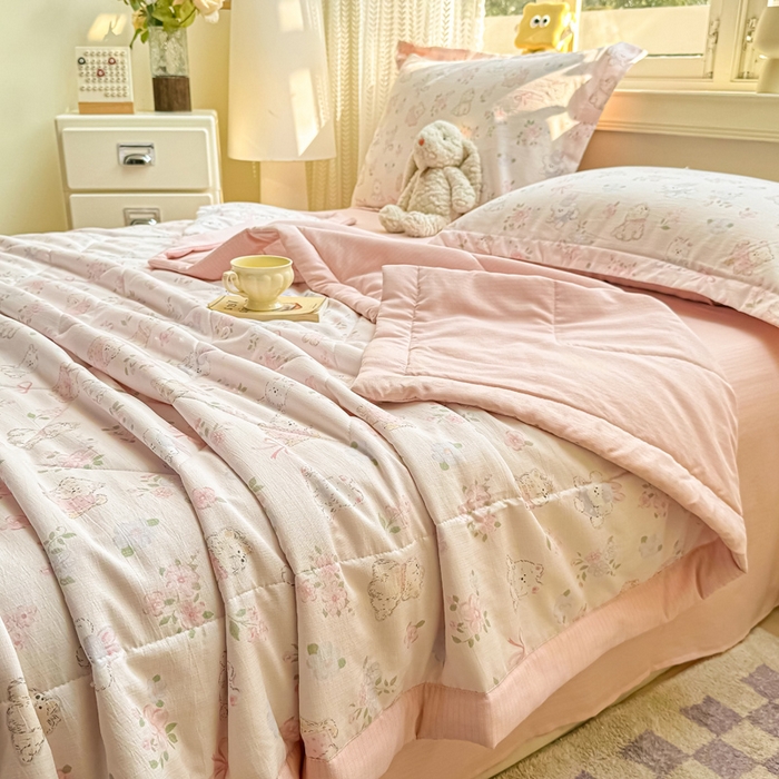 91家纺网 家纺一手货源 找家纺 梵克保罗 2025新款印花单夏被被子被芯夏被四件套 萌宠乐园