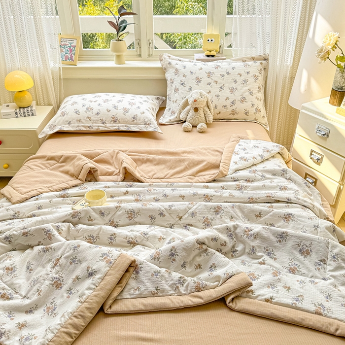 91家纺网 家纺一手货源 找家纺 梵克保罗 2025新款印花单夏被被子被芯夏被四件套 初恋满满