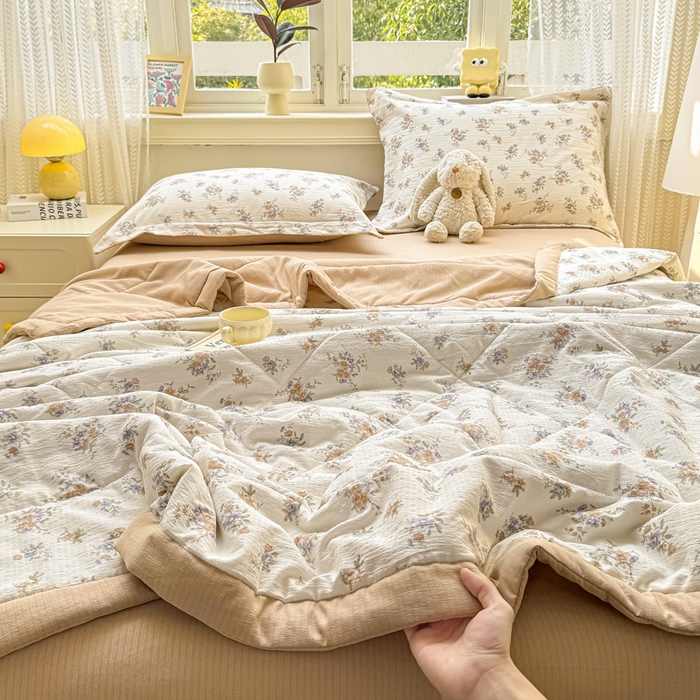 91家纺网 家纺一手货源 找家纺 梵克保罗 2025新款印花单夏被被子被芯夏被四件套 初恋满满