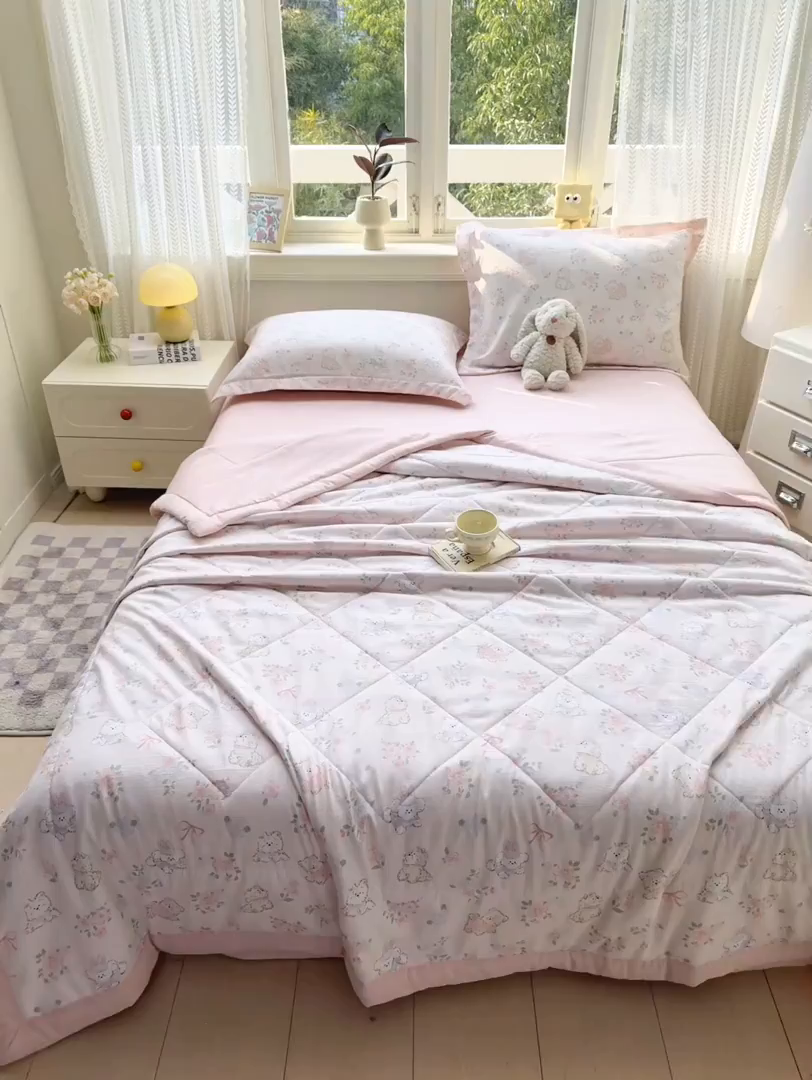 91家纺网 家纺一手货源 找家纺 梵克保罗 2025新款印花单夏被被子被芯夏被四件套 萌宠乐园