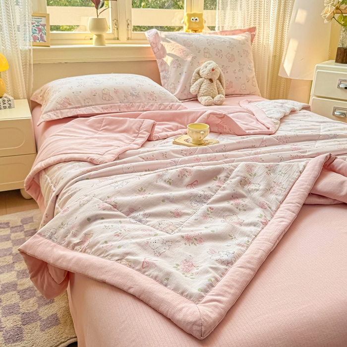 91家纺网 家纺一手货源 找家纺 梵克保罗 2025新款印花单夏被被子被芯夏被四件套 萌宠乐园