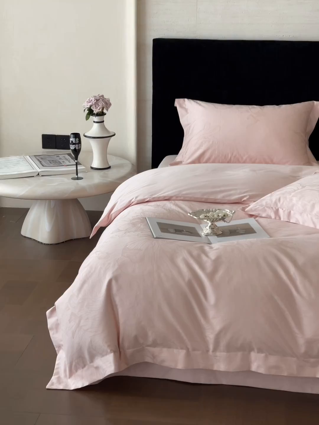 91家纺网 家纺一手货源 找家纺 栩裕纺织 2025新款长绒棉提花最新款单品四件套 奥罗拉-仙桃粉