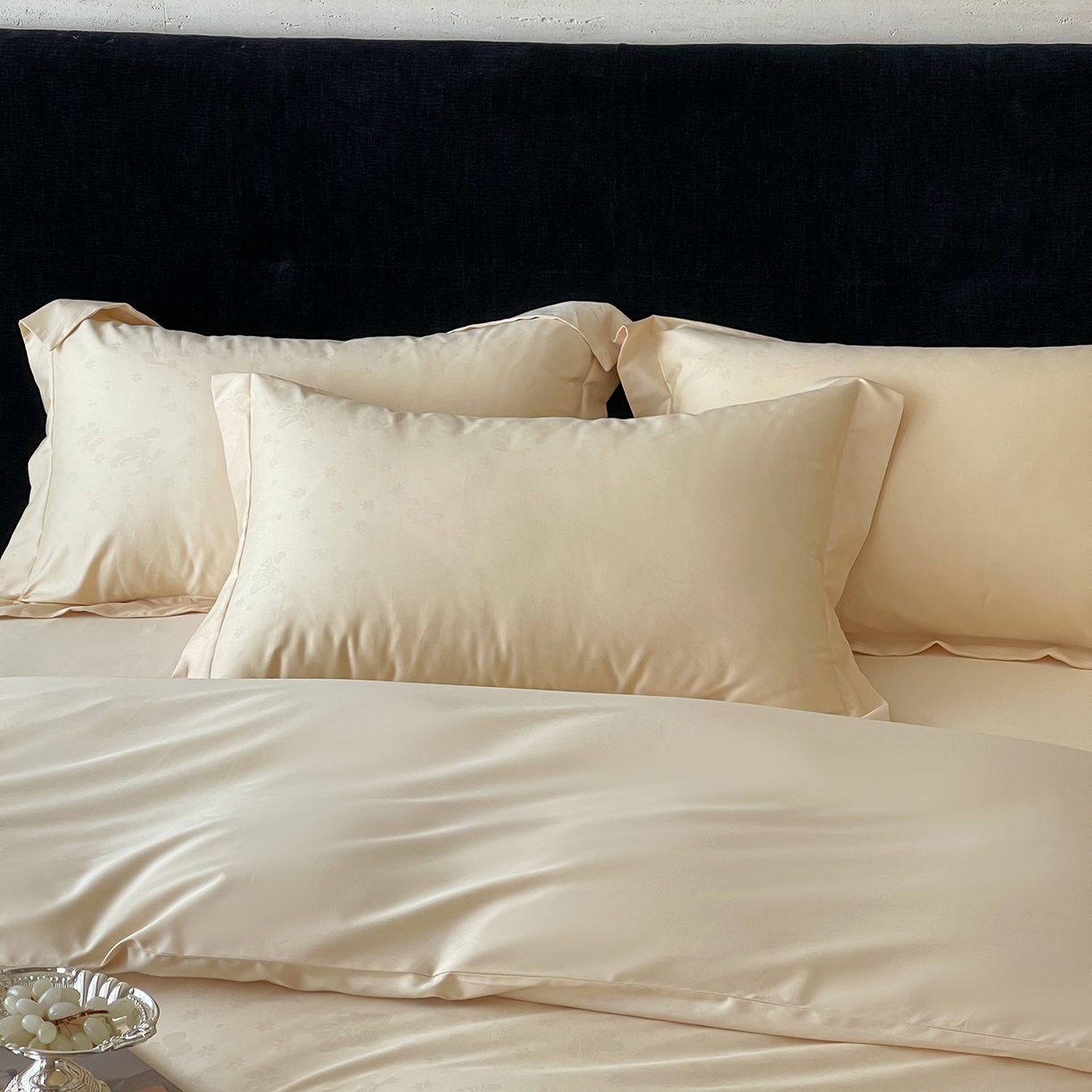 91家纺网 家纺一手货源 找家纺 栩裕纺织 2025新款长绒棉提花最新款单品 朵芙-浅香槟