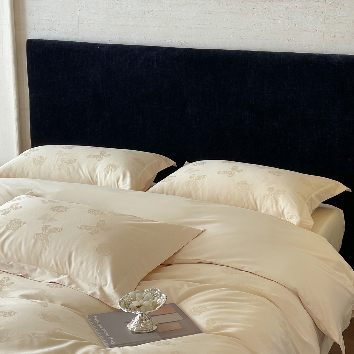 91家纺网 家纺一手货源 找家纺 栩裕纺织 2025新款长绒棉提花最新款单品 花间集-浅香槟