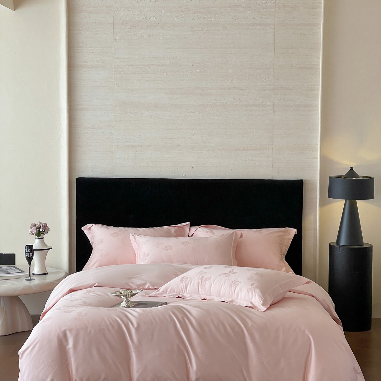 91家纺网 家纺一手货源 找家纺 栩裕纺织 2025新款长绒棉提花最新款单品 花间集-仙桃粉