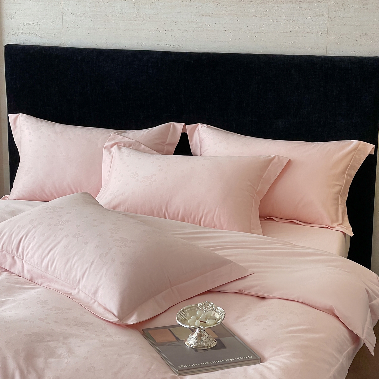 91家纺网 家纺一手货源 找家纺 栩裕纺织 2025新款长绒棉提花最新款单品四件套 朵芙-仙桃粉