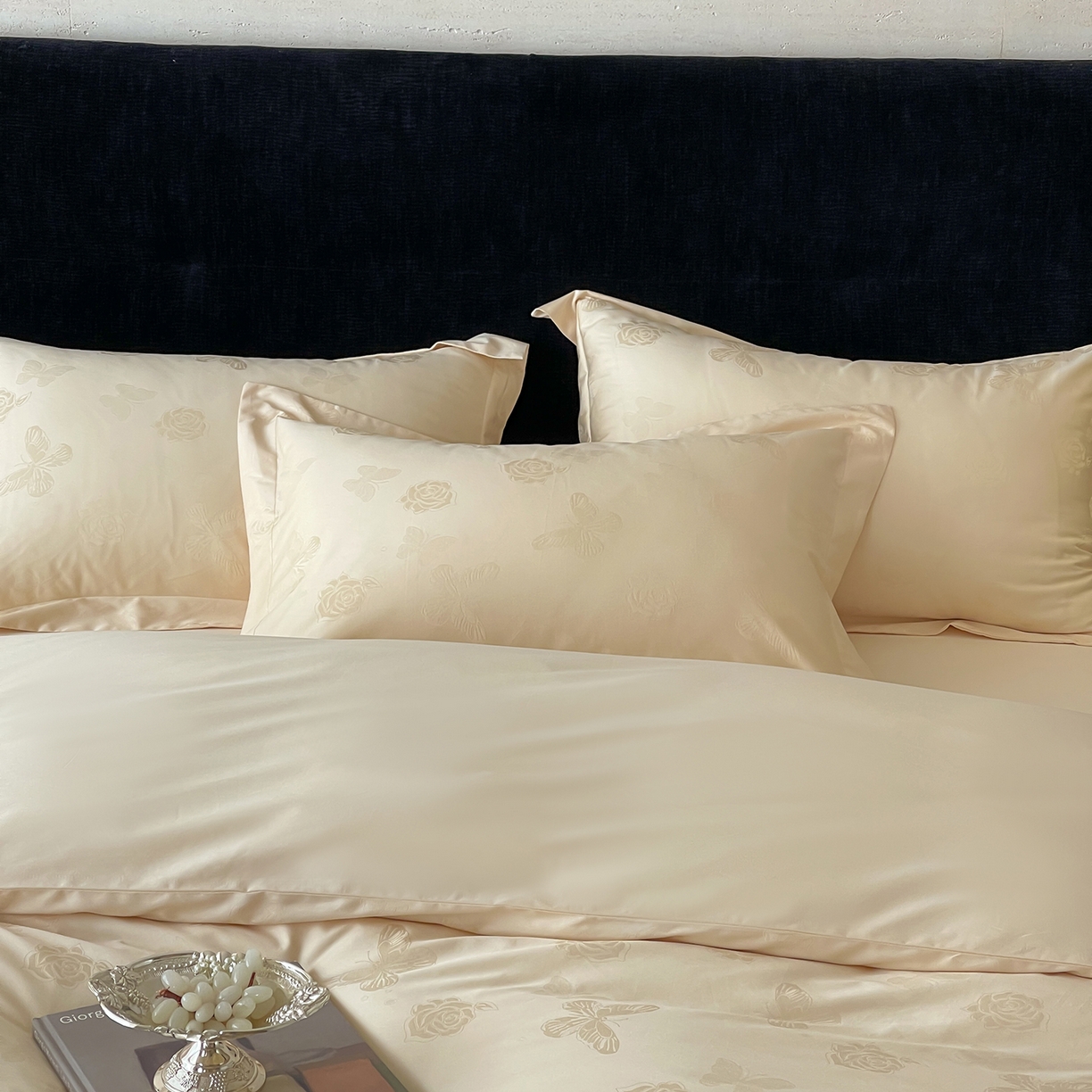 91家纺网 家纺一手货源 找家纺 栩裕纺织 2025新款长绒棉提花最新款单品四件套 花间集-浅香槟