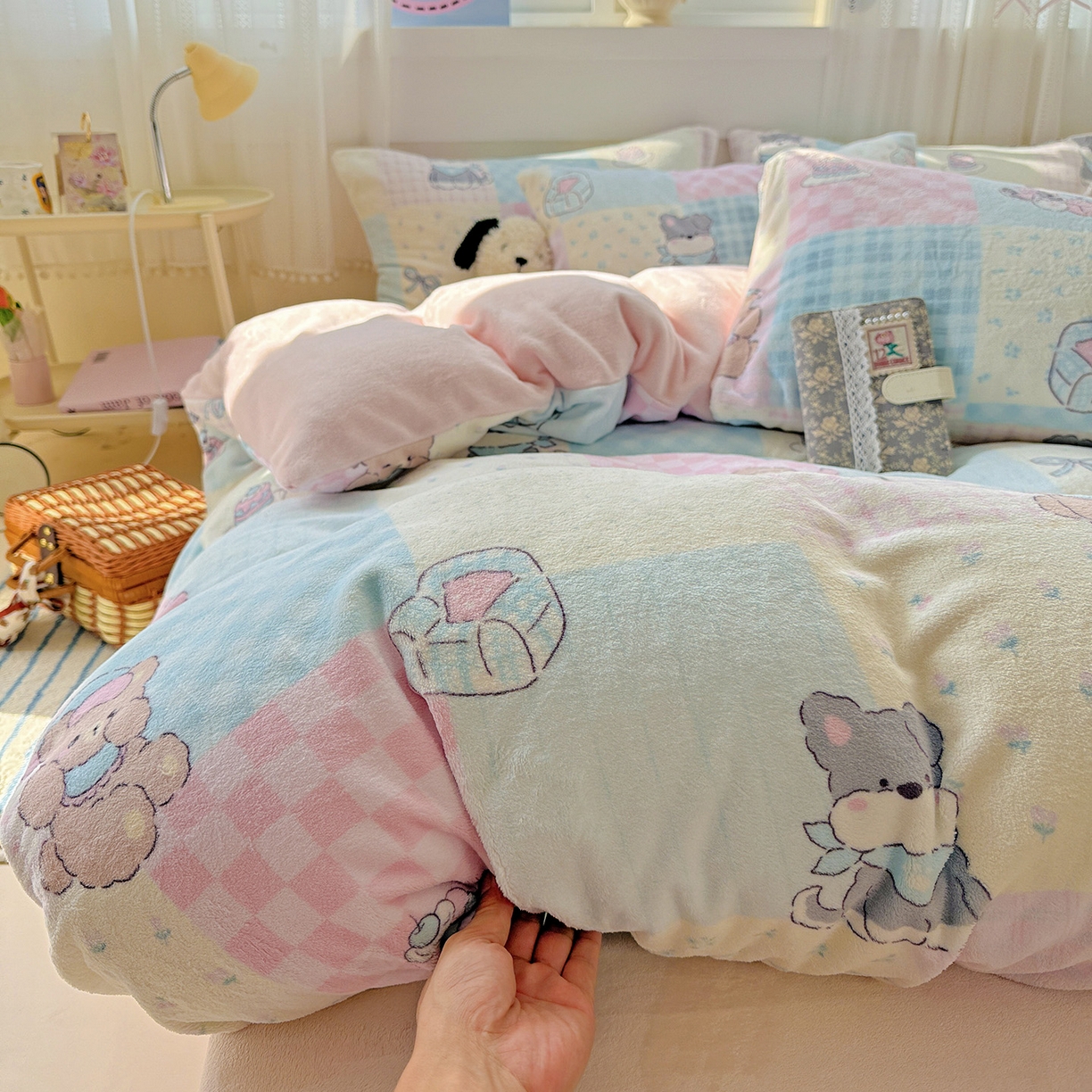 耀悦家纺 2025新款牛奶绒小清新高克重ins风卡通四件套 礼物起司猫咪