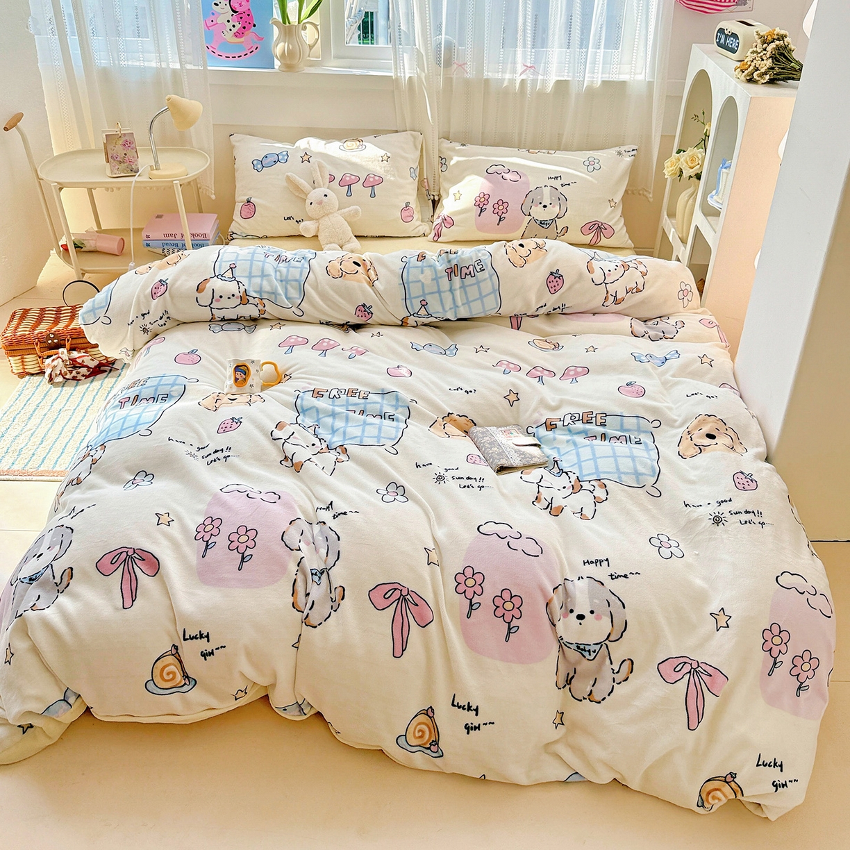 91家纺网 家纺一手货源 找家纺 耀悦家纺 2025新款牛奶绒小清新高克重ins风卡通四件套 春日计划