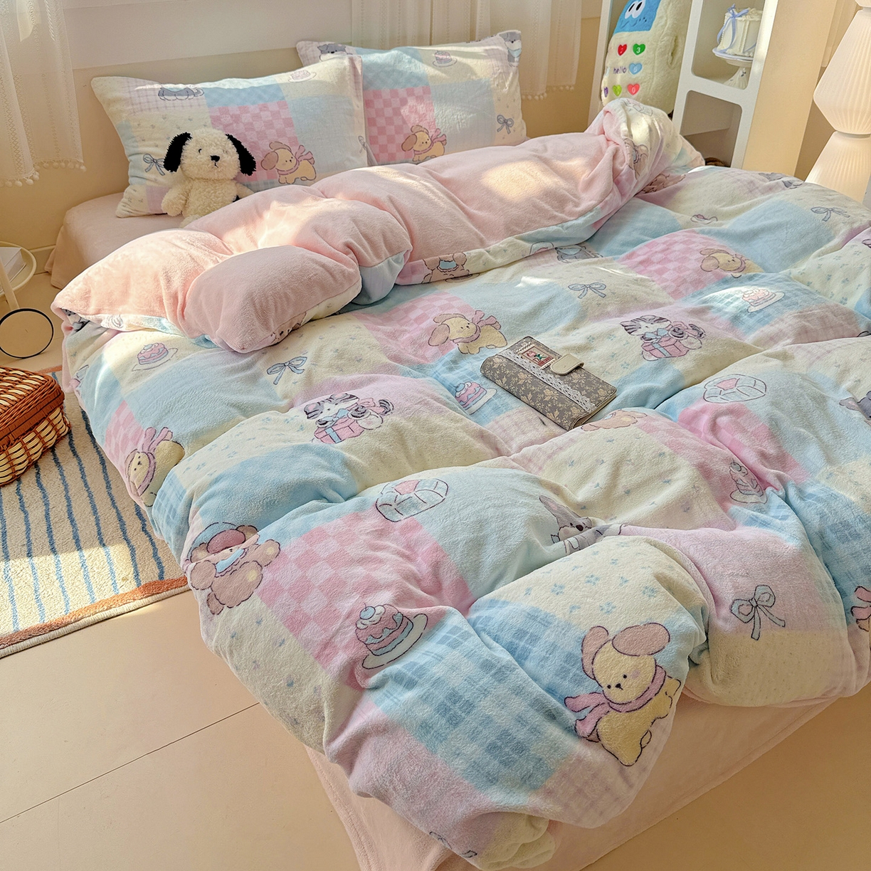 91家纺网 家纺一手货源 找家纺 耀悦家纺 2025新款牛奶绒小清新高克重ins风卡通四件套 礼物起司猫咪