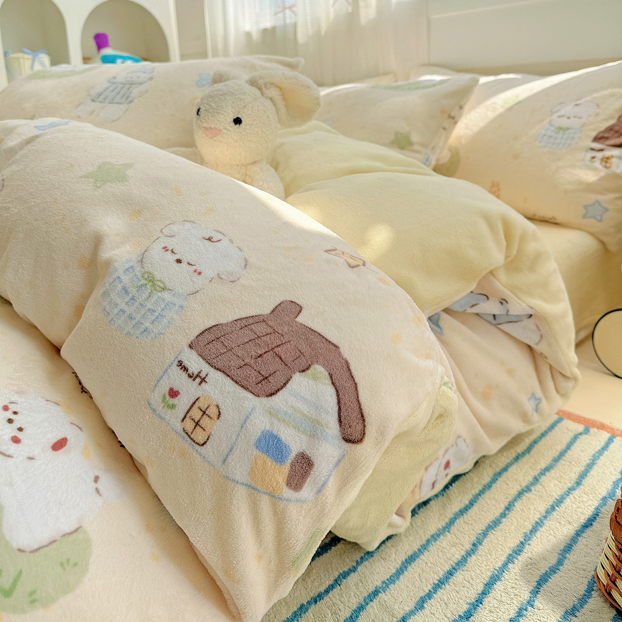 91家纺网 家纺一手货源 找家纺 耀悦家纺 2025新款牛奶绒小清新高克重ins风卡通四件套 萌宠的田园生活