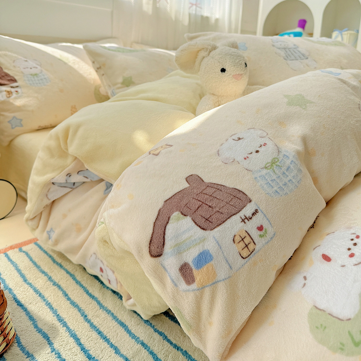 91家纺网 家纺一手货源 找家纺 耀悦家纺 2025新款牛奶绒小清新高克重ins风卡通四件套 萌宠的田园生活