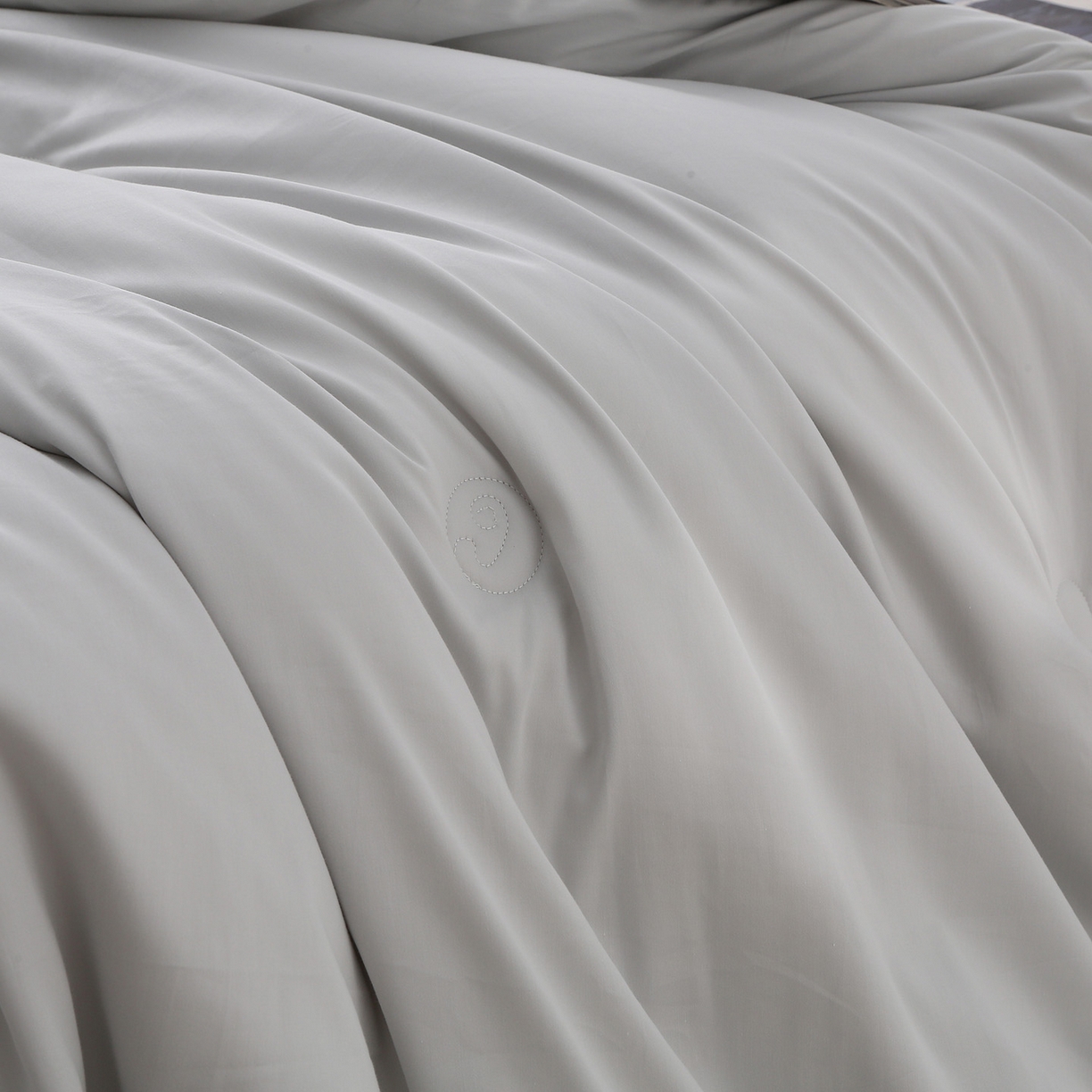 91家纺网 家纺一手货源 找家纺 薇玛仕 2025新款80支天雪棉全棉纯棉澳洲羊毛被冬被被子被芯 皓月灰