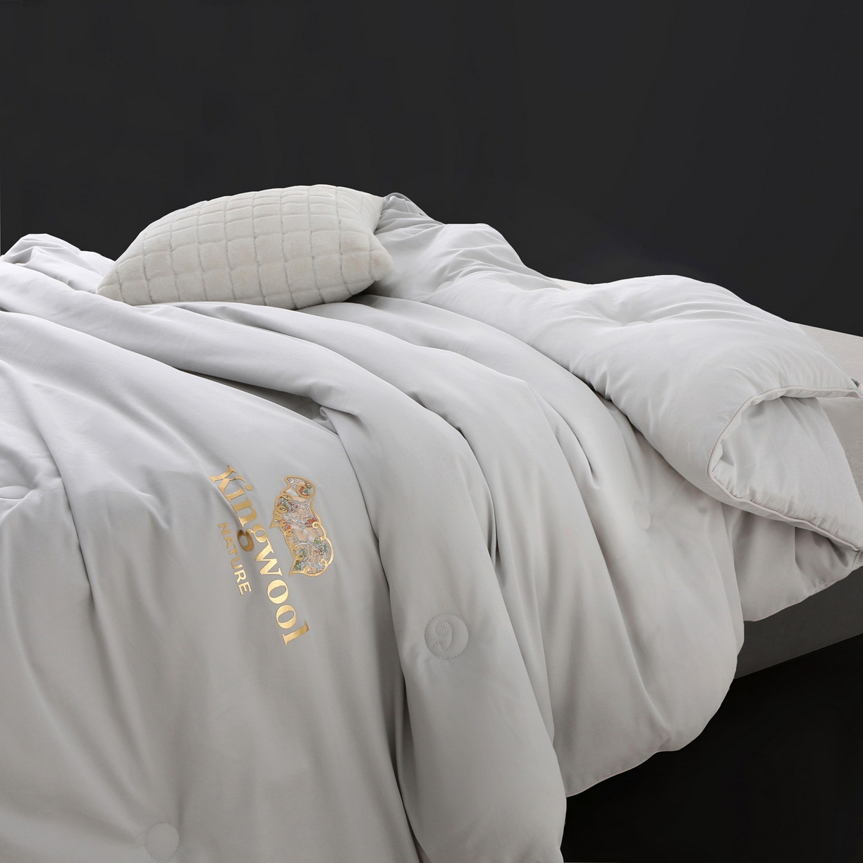 91家纺网 家纺一手货源 找家纺 薇玛仕 2025新款80支天雪棉全棉纯棉澳洲羊毛被冬被被子被芯 皓月灰