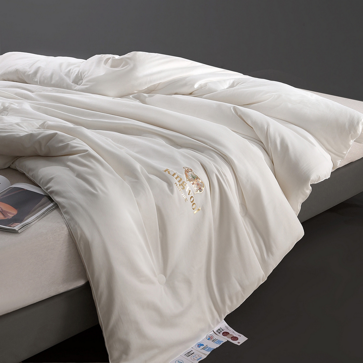 91家纺网 家纺一手货源 找家纺 薇玛仕 2025新款80支天雪棉全棉纯棉澳洲羊毛被冬被被子被芯 珍珠白