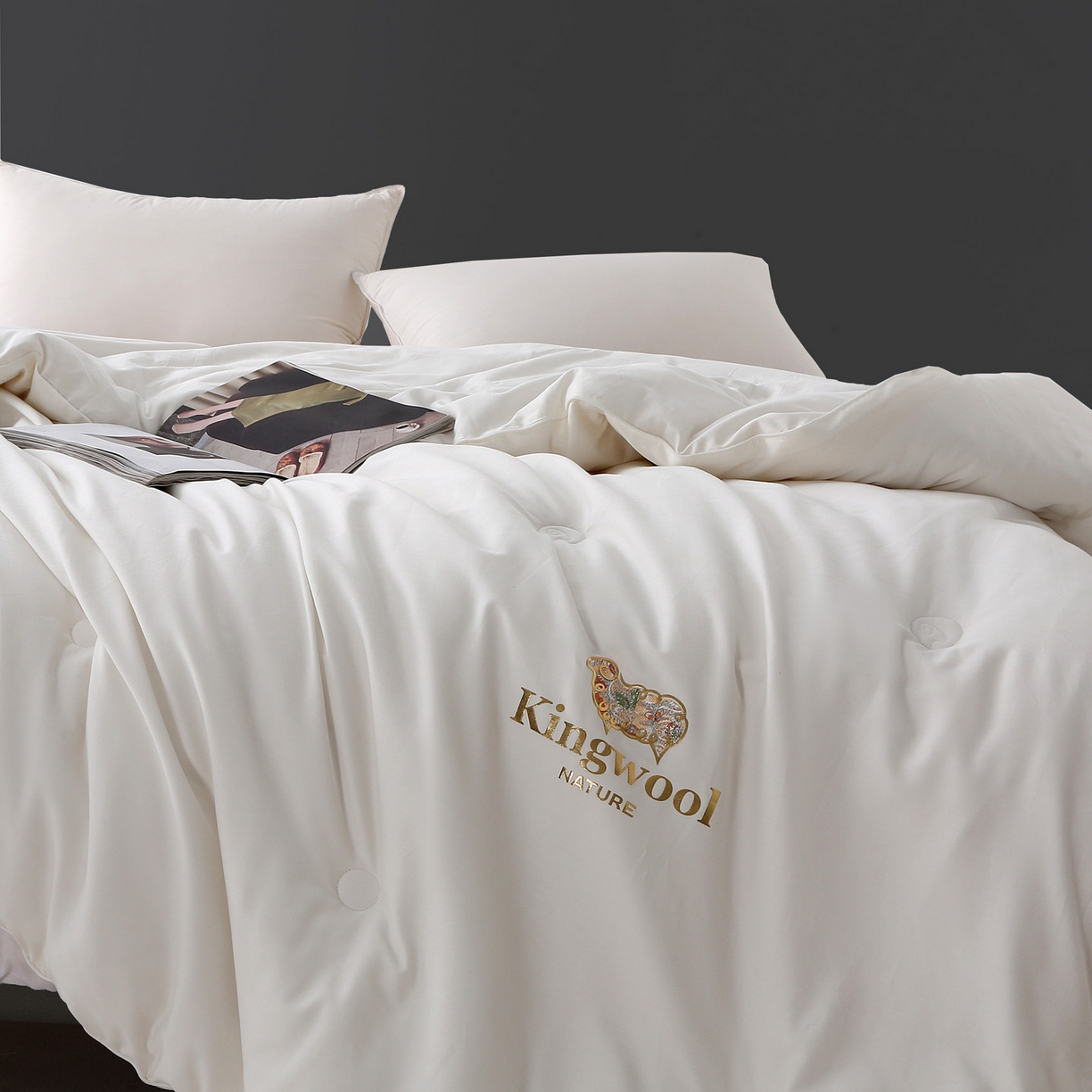 91家纺网 家纺一手货源 找家纺 薇玛仕 2025新款80支天雪棉全棉纯棉澳洲羊毛被冬被被子被芯 珍珠白