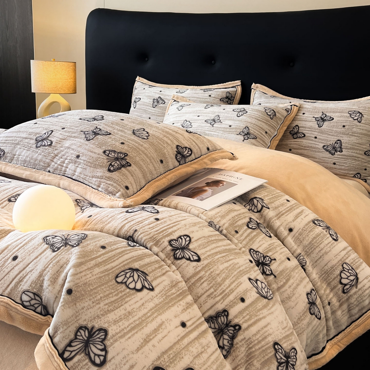 91家纺网 家纺一手货源 找家纺 （总）金麦家纺 2025新款雕花牛奶绒工艺蝴蝶款四件套