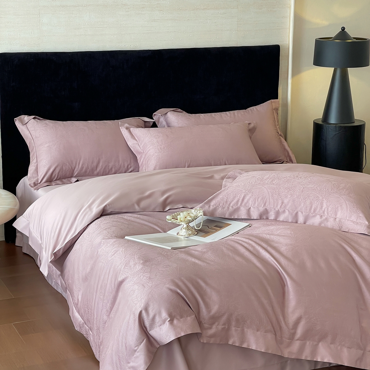 91家纺网 家纺一手货源 找家纺 栩裕纺织 2025新款长绒棉提花最新款单品四件套 洛园-莫奈紫