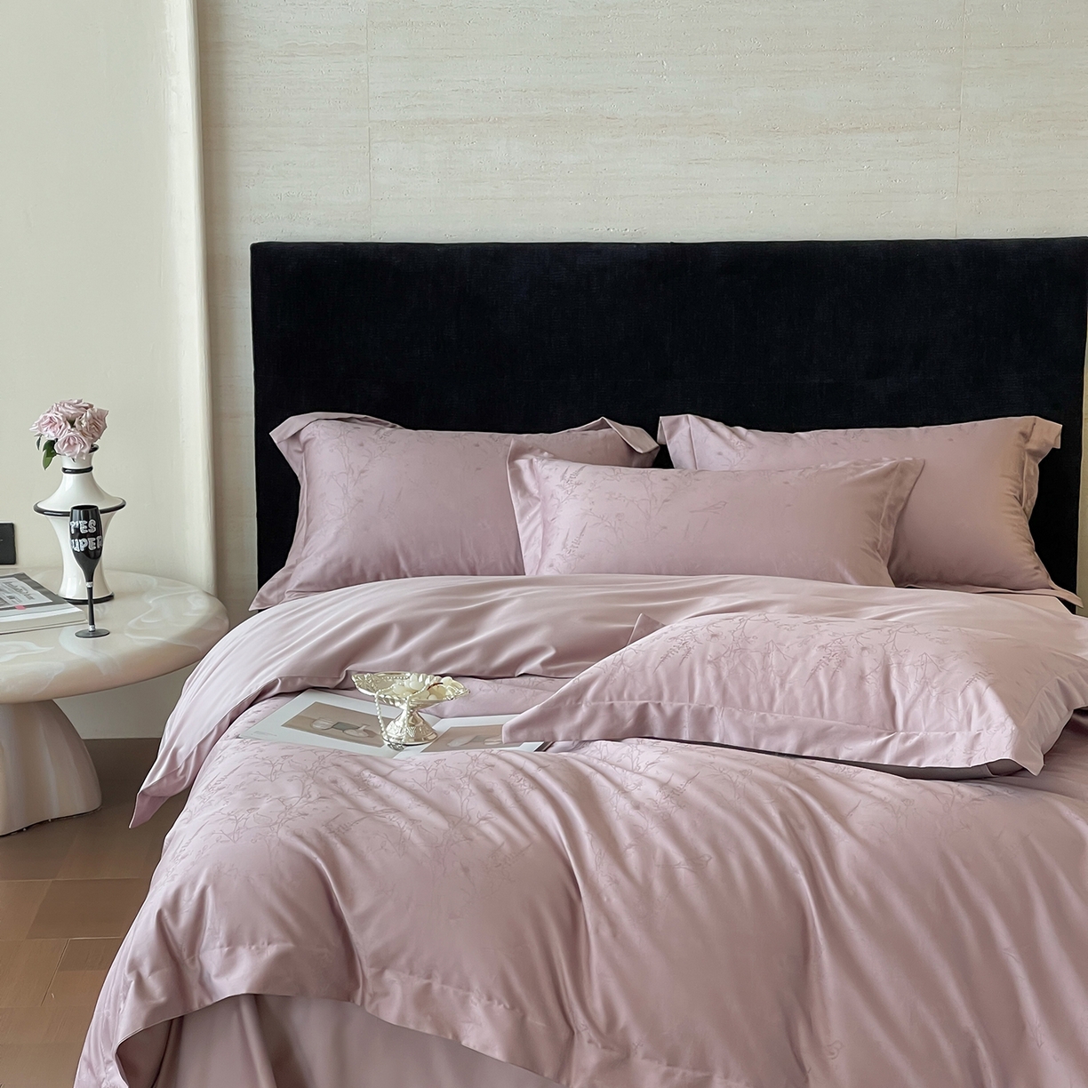 91家纺网 家纺一手货源 找家纺 栩裕纺织 2025新款长绒棉提花最新款单品四件套 陌上枝头-莫奈紫